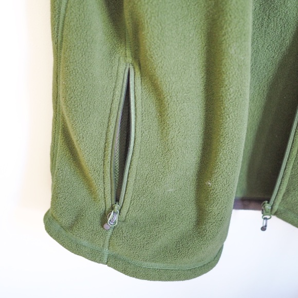 Men’s Medium MEC Green Vest - Picture 5 of 7